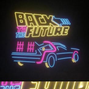 现代酒吧霓虹灯